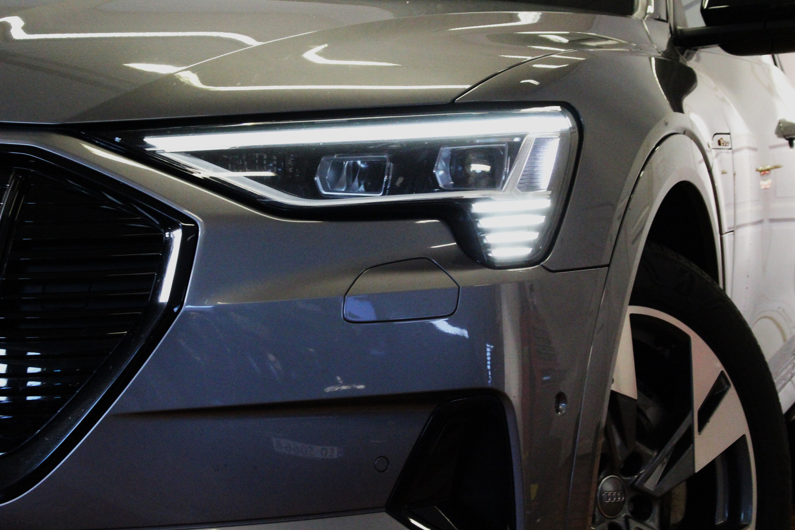 Audi e-tron