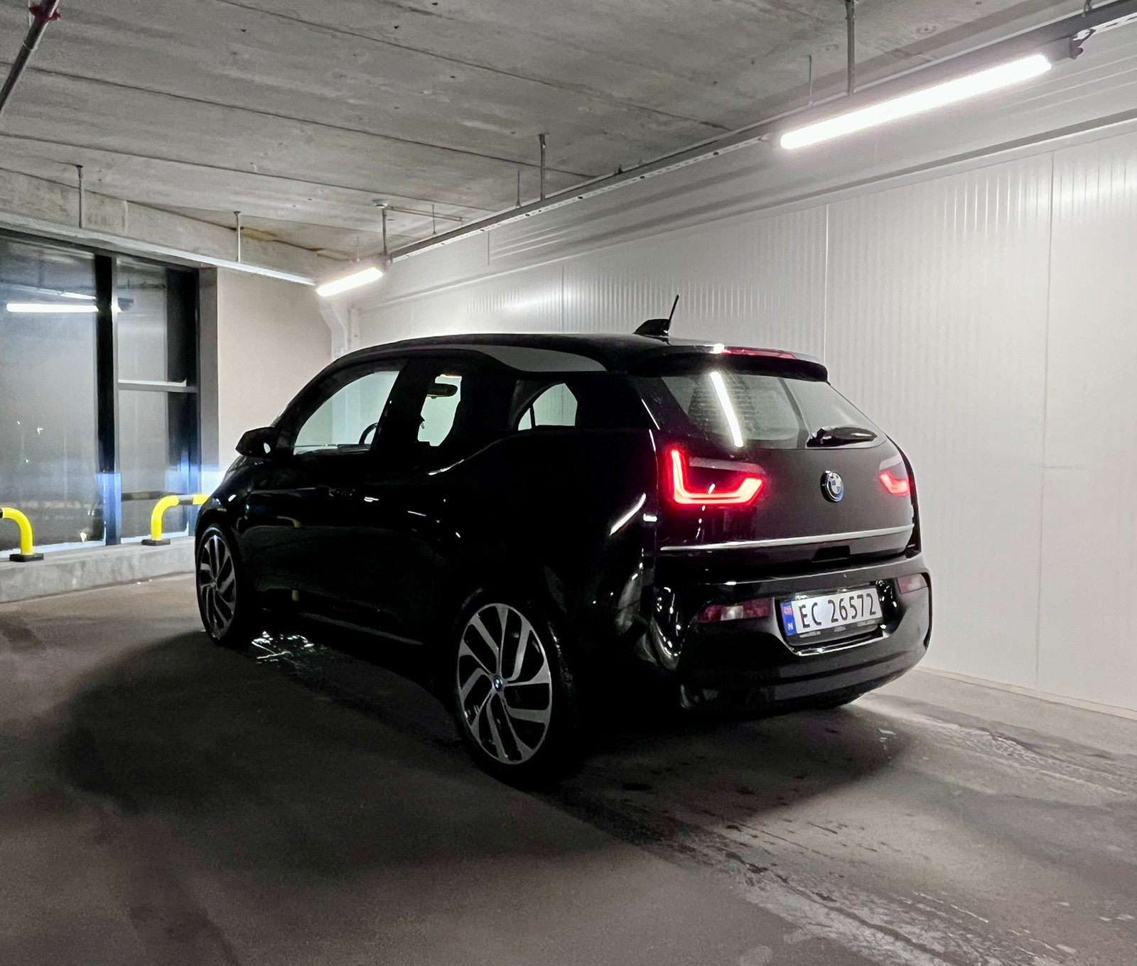 BMW i3