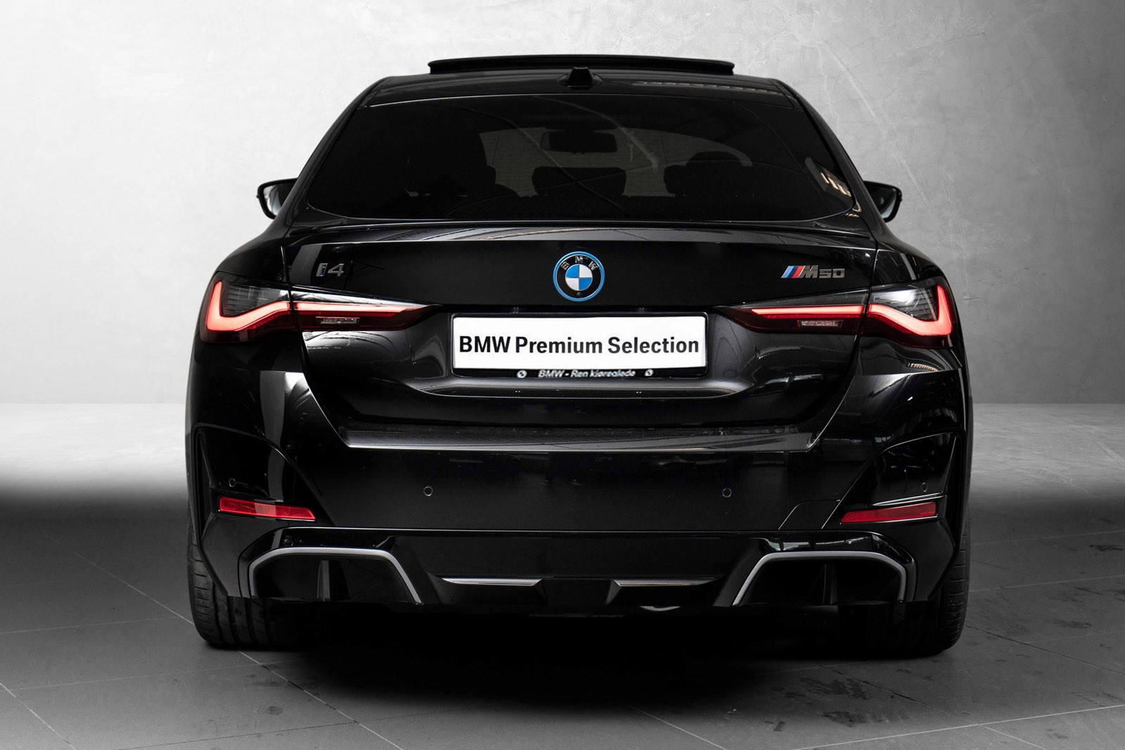 BMW i4 M50