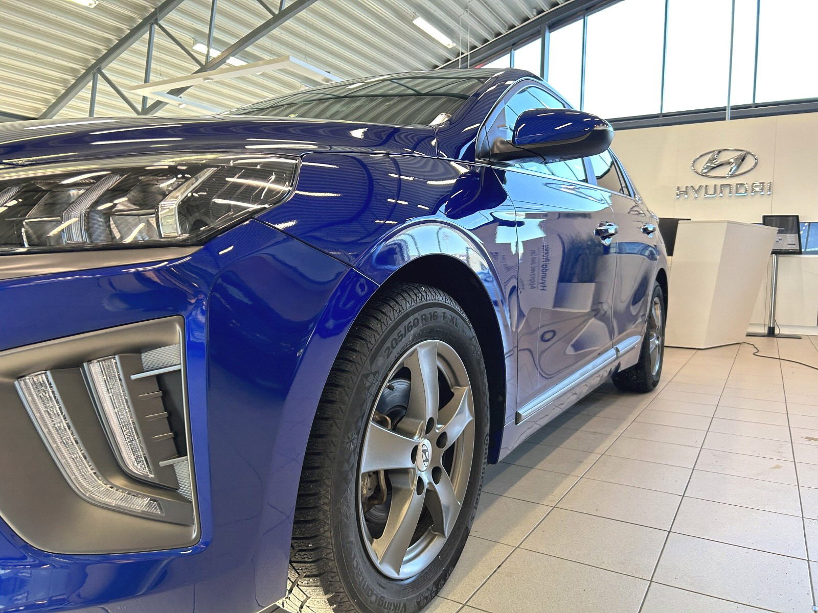 Hyundai IONIQ