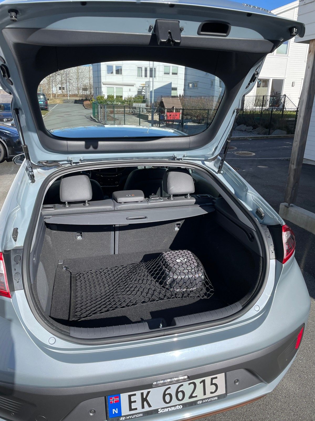 Hyundai IONIQ