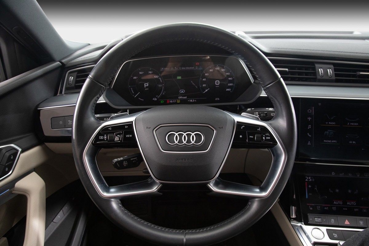Audi e-tron