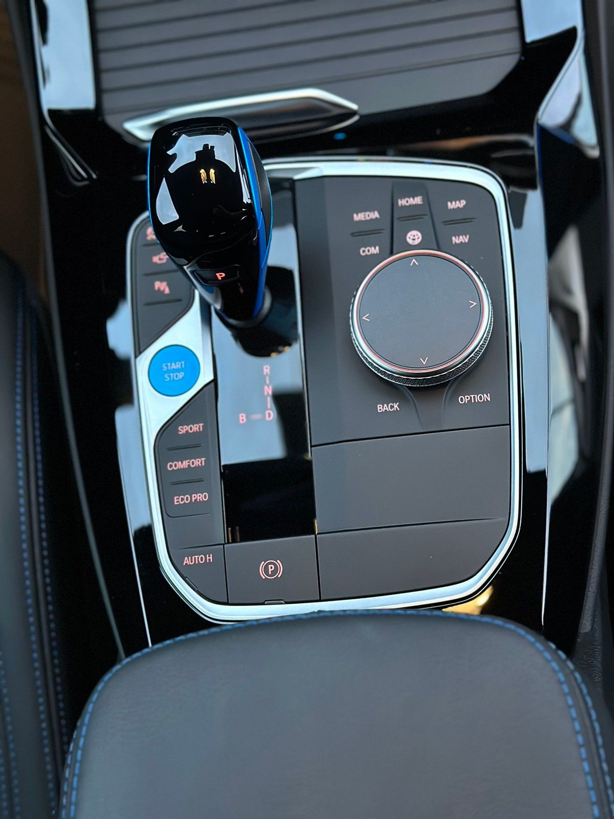 BMW iX3
