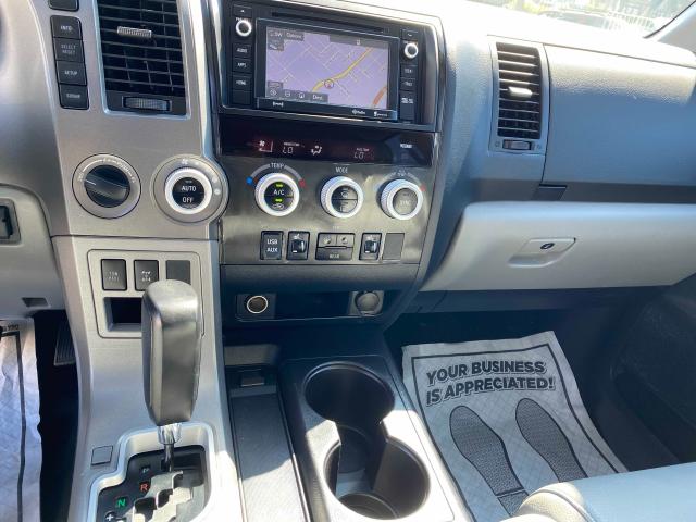 Toyota Sequoia SR 2017
