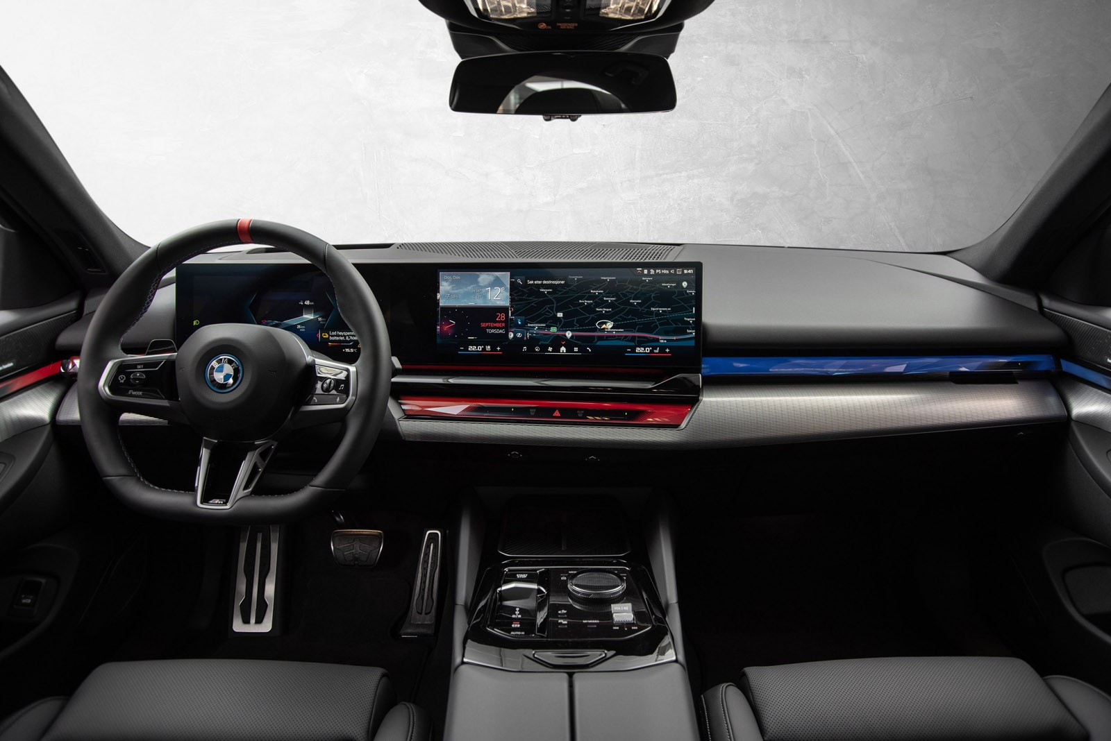 BMW i5 M60