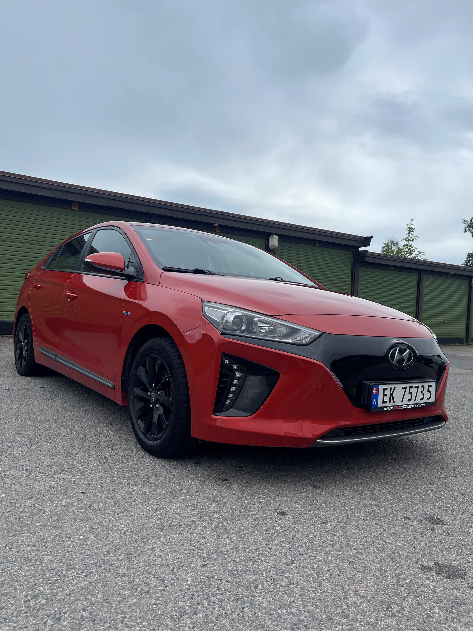 Hyundai IONIQ