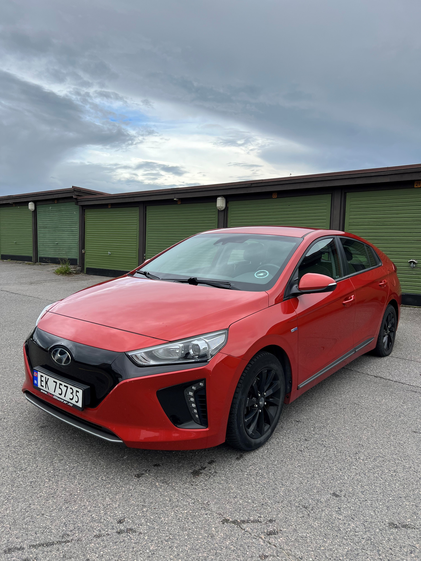 Hyundai IONIQ