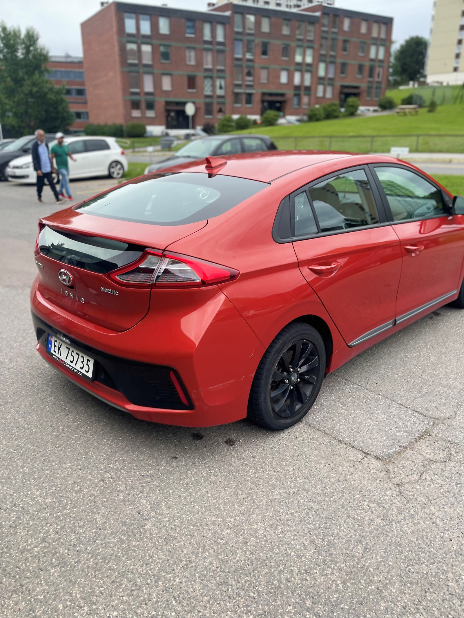 Hyundai IONIQ