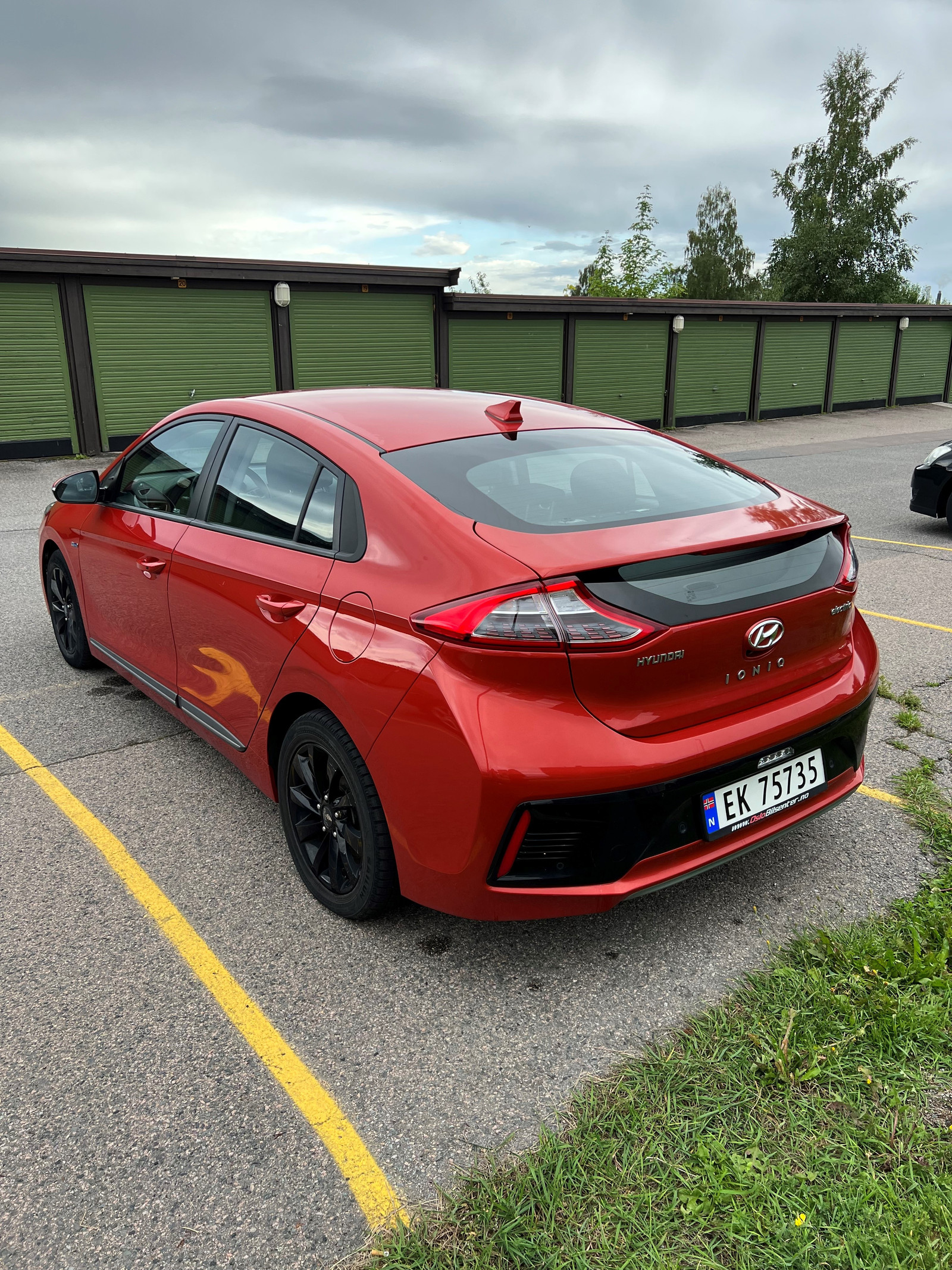 Hyundai IONIQ