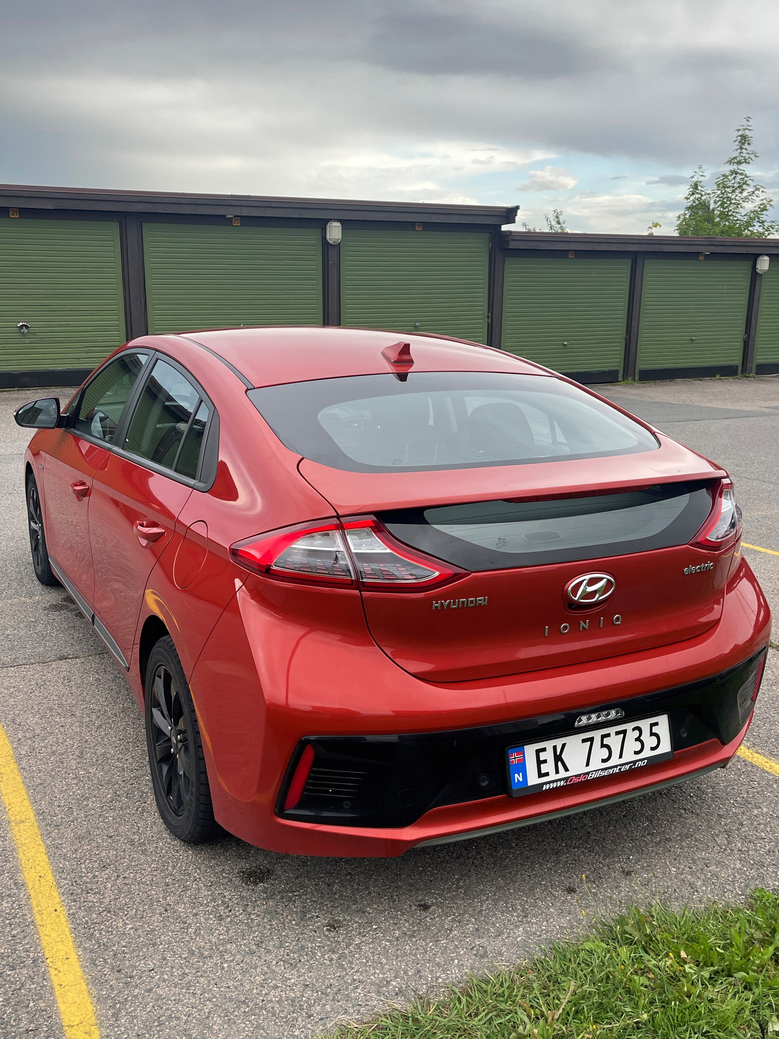 Hyundai IONIQ