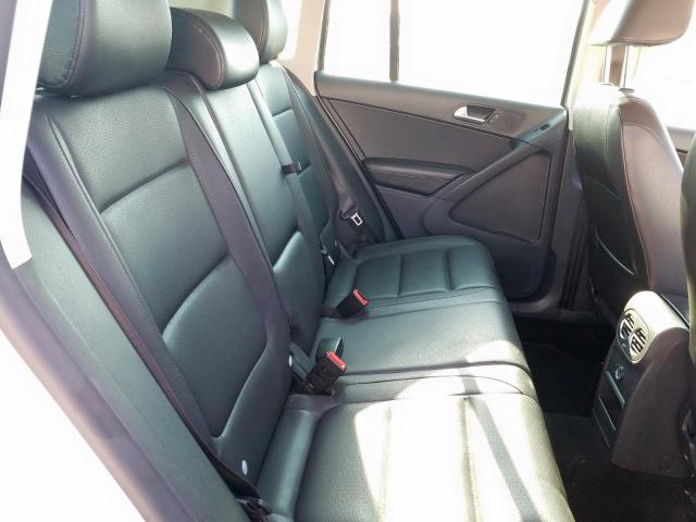 Volkswagen Tiguan S 2012