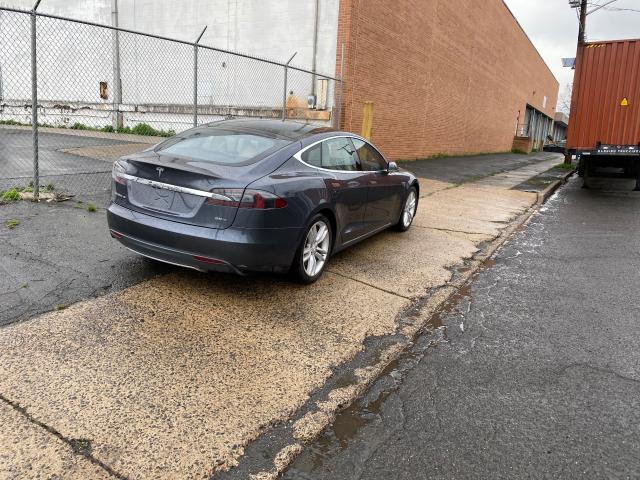 Tesla Model S 85 2015