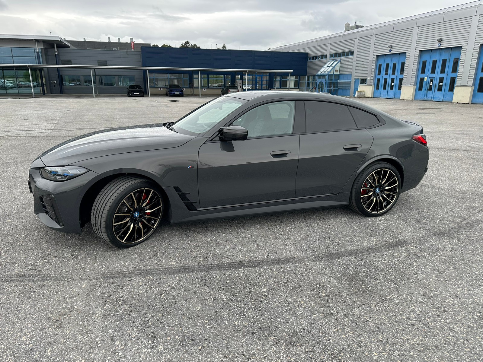 BMW i4 M50