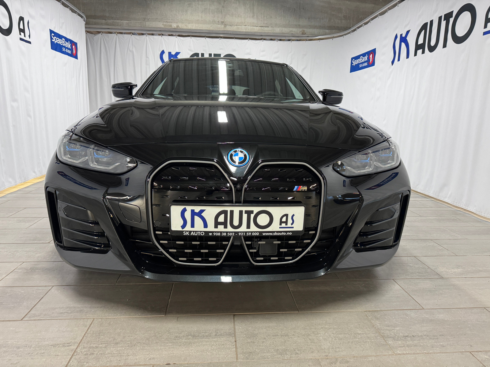 BMW i4 M50