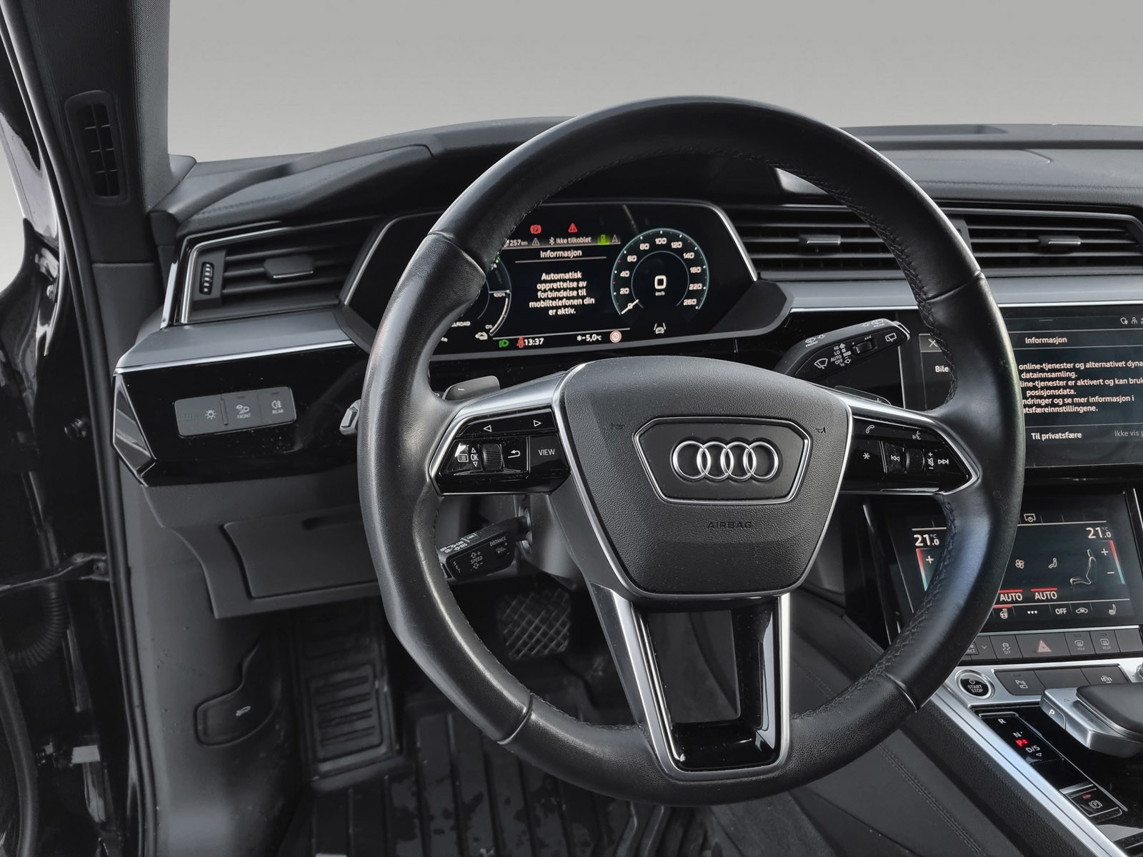 Audi e-tron