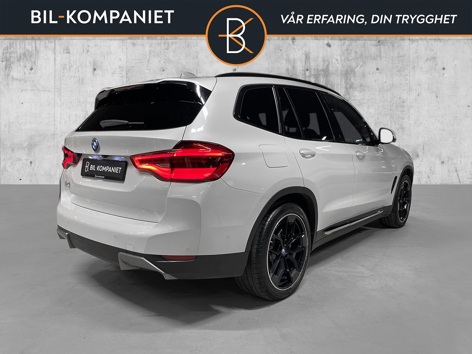 BMW iX3