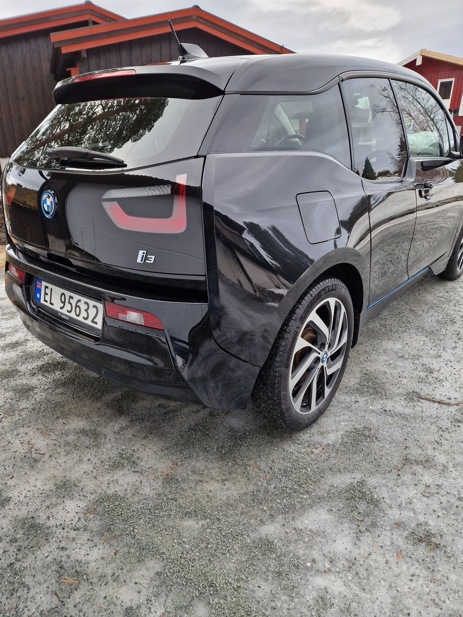 BMW i3