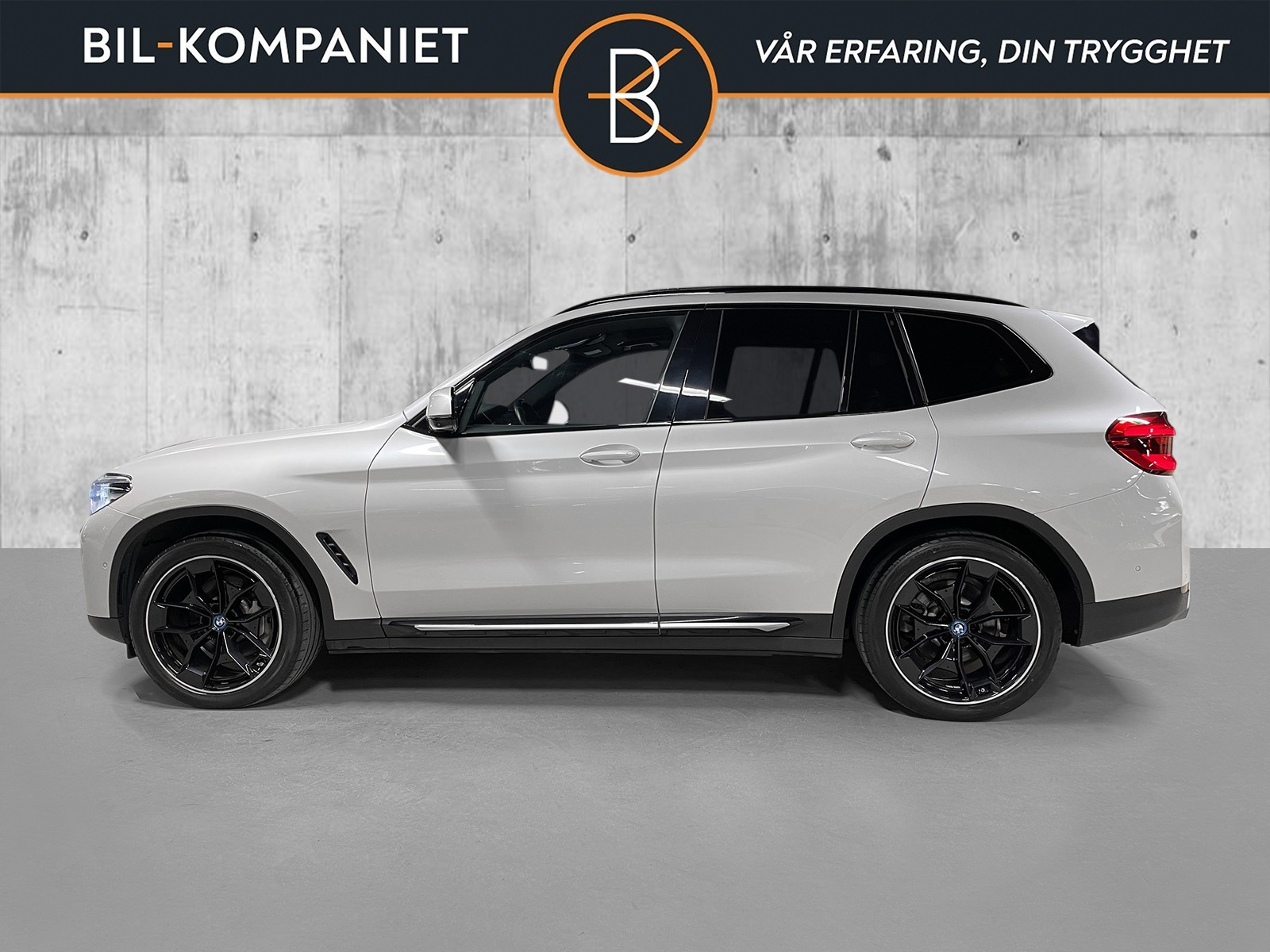 BMW iX3