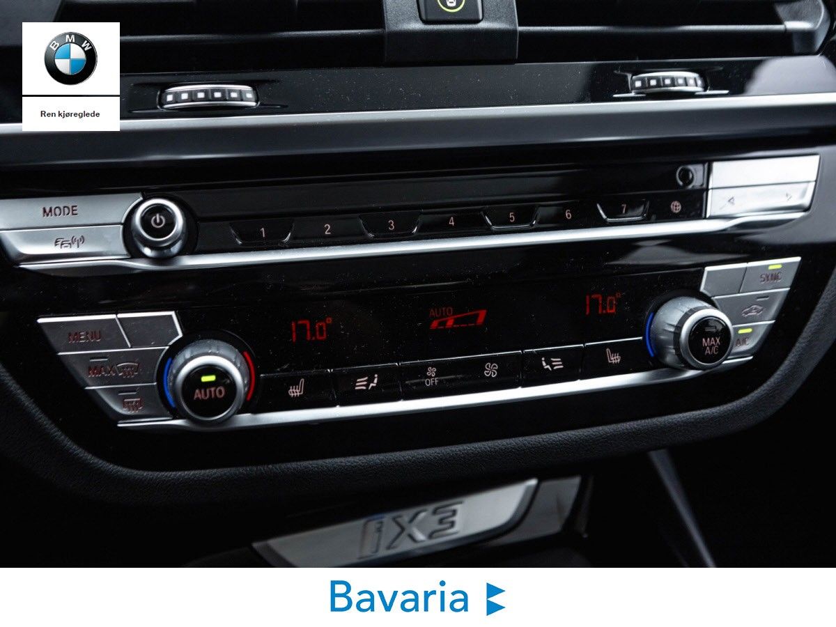 BMW iX3