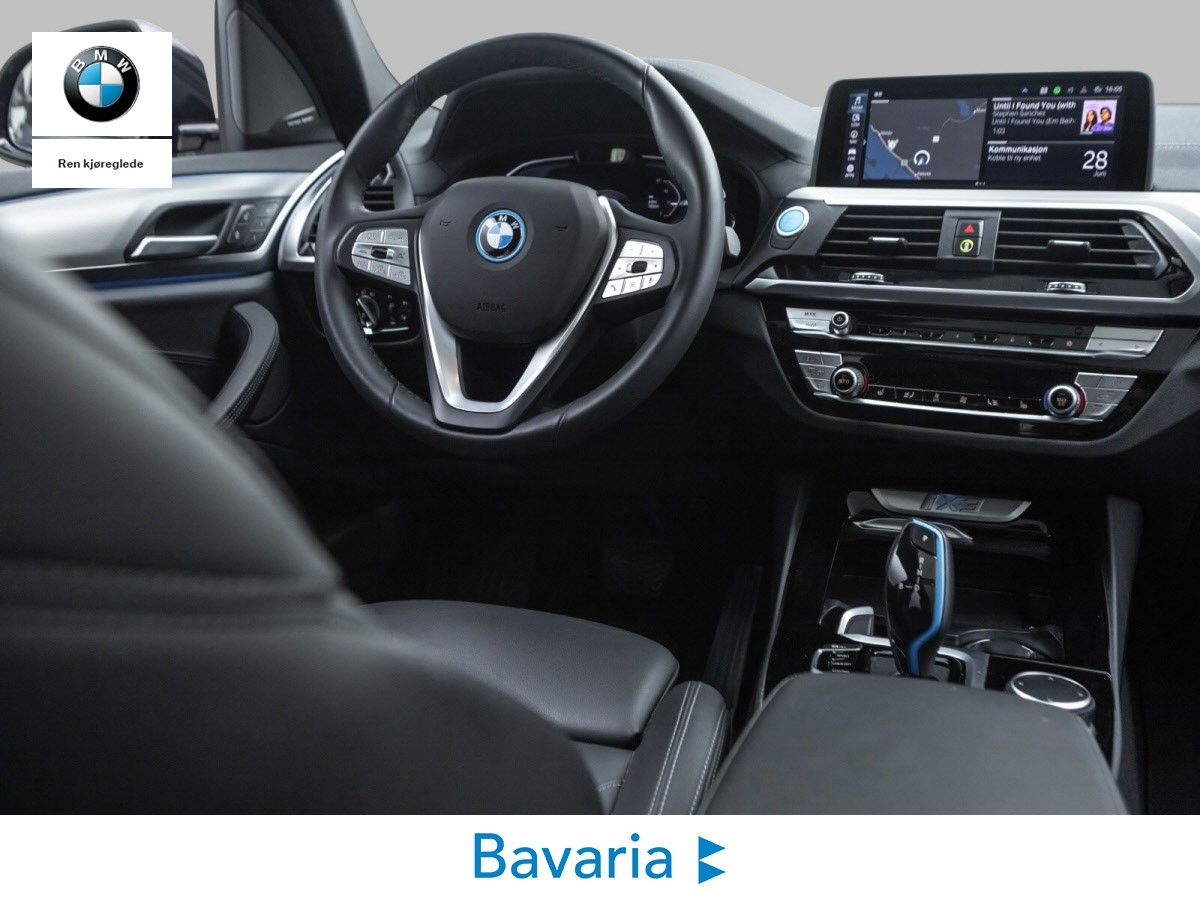 BMW iX3