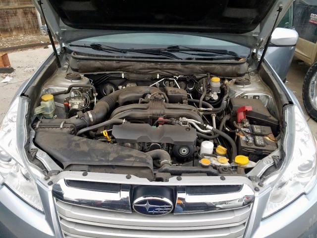Subaru Outback 2 2014