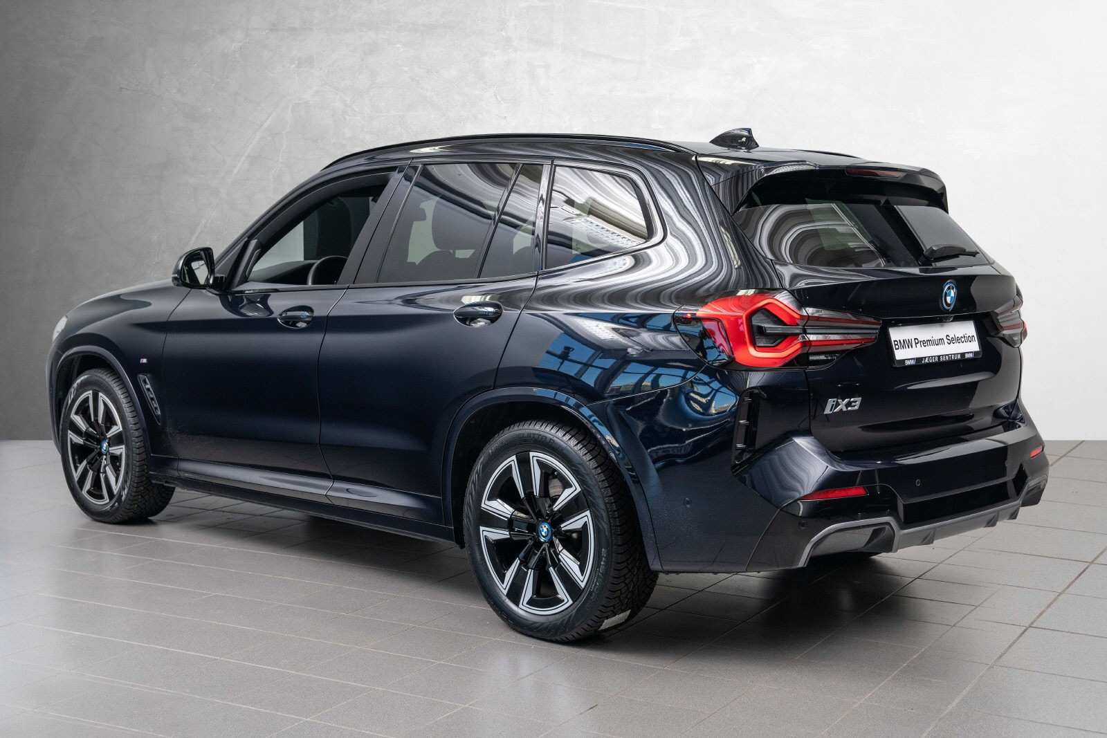 BMW iX3
