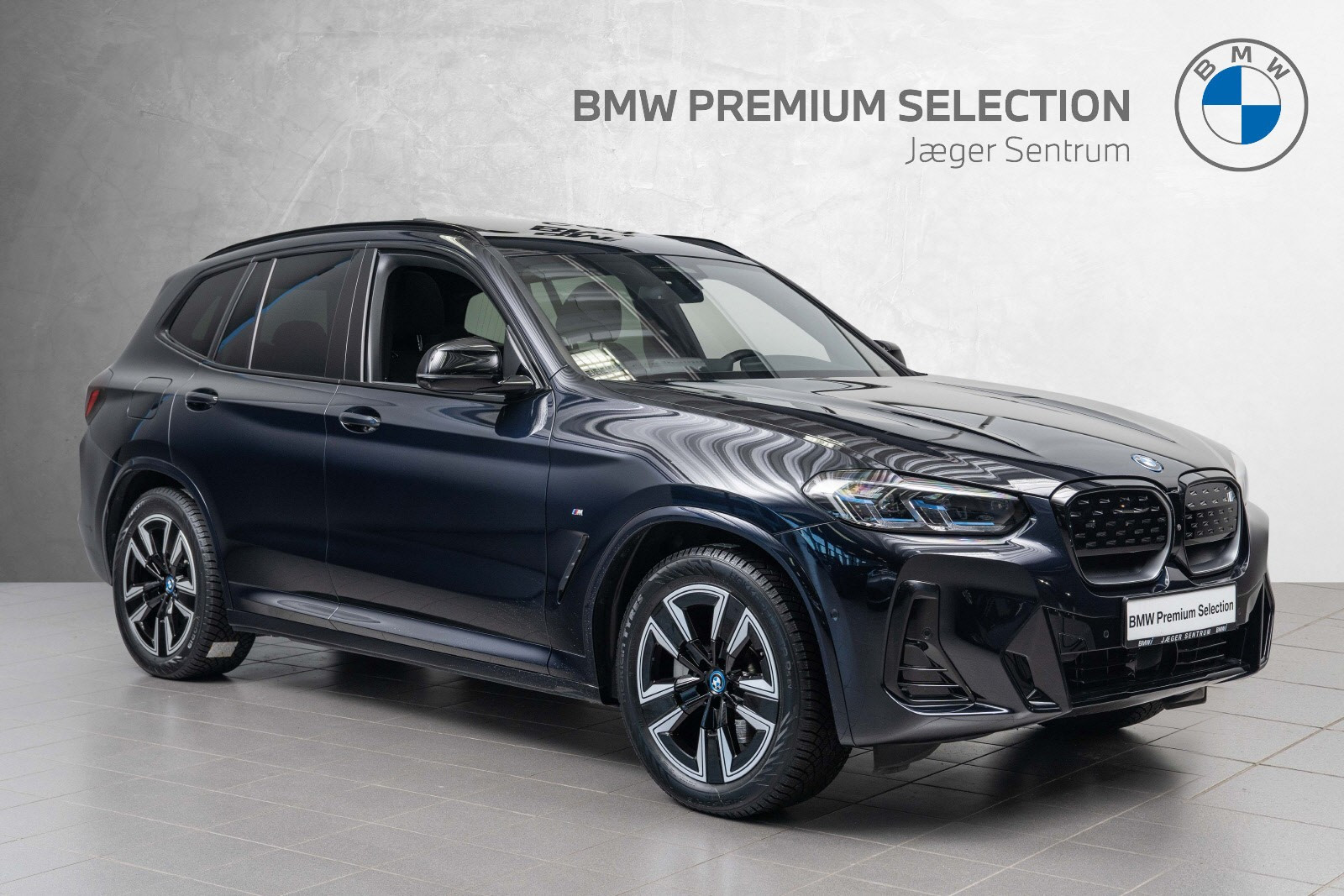BMW iX3