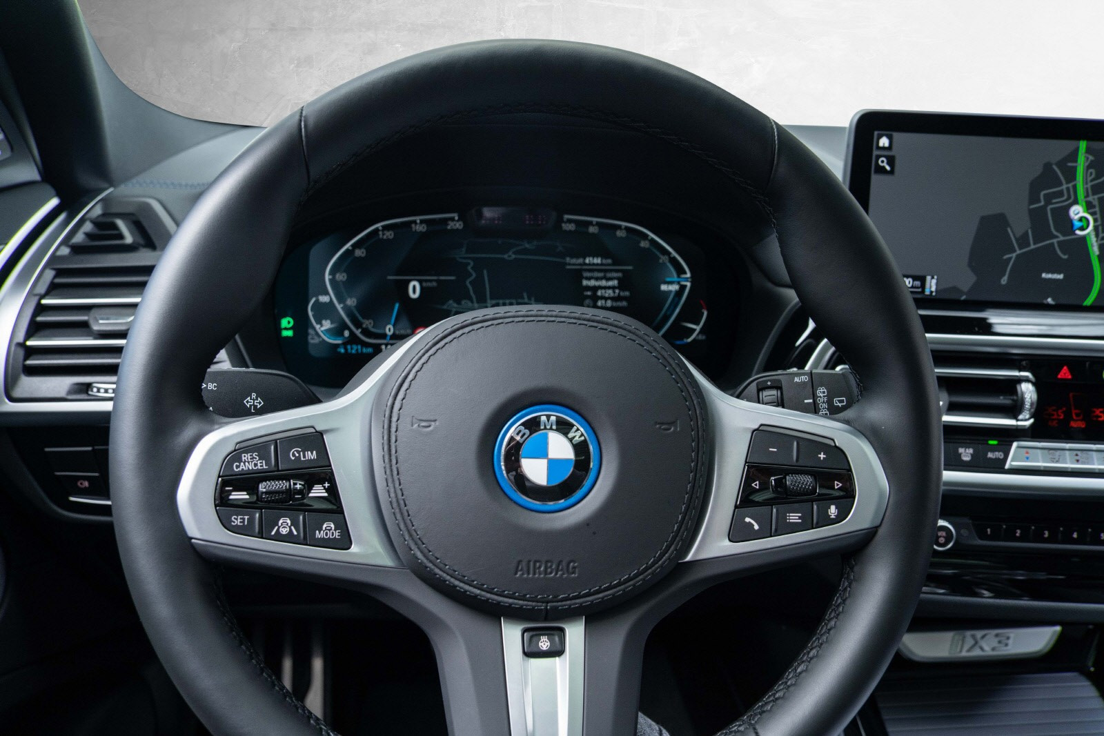 BMW iX3