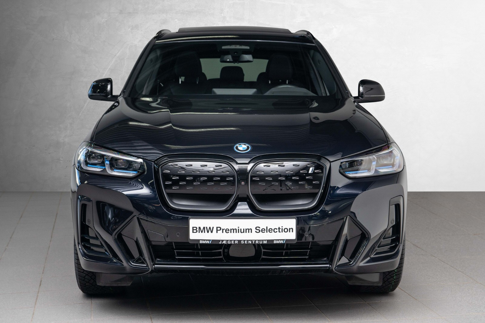 BMW iX3