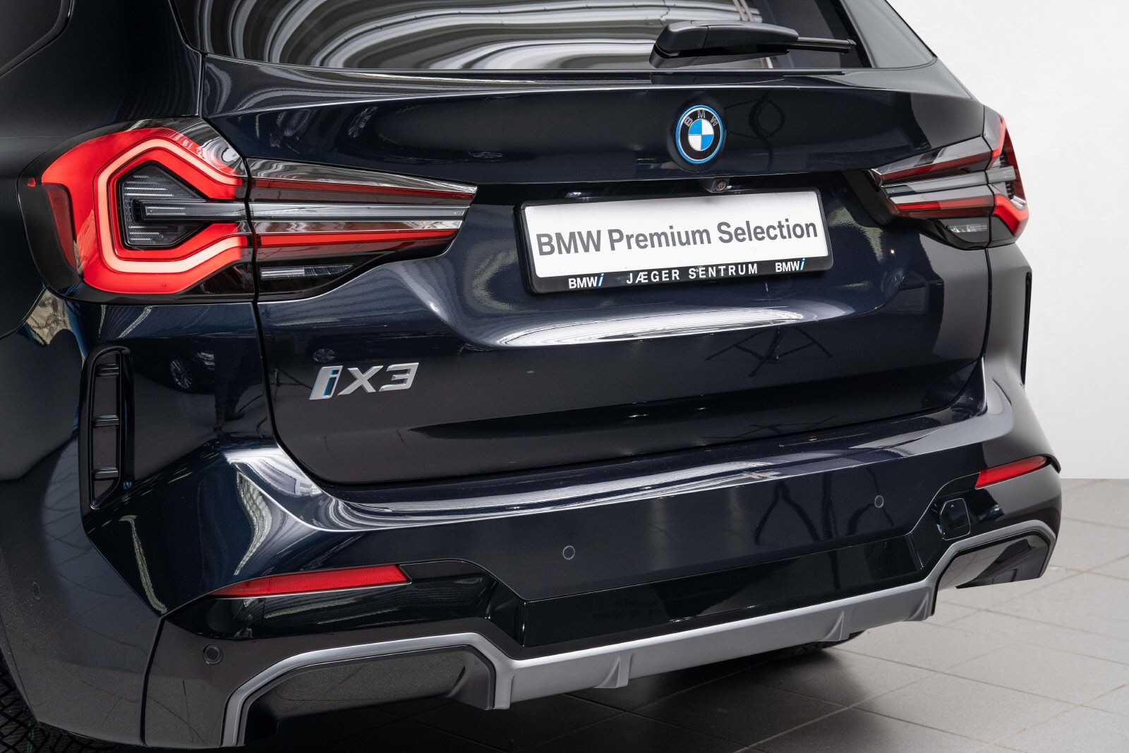 BMW iX3