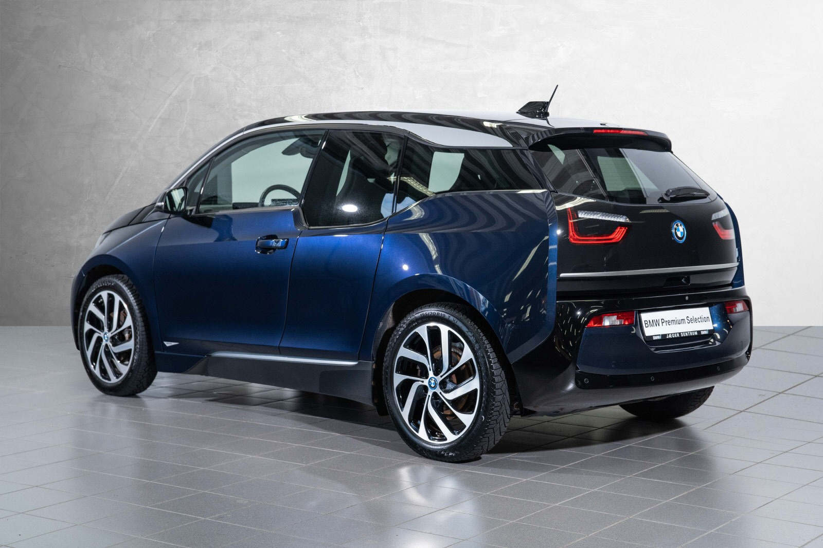 BMW i3