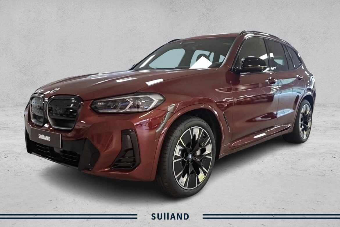 BMW iX3