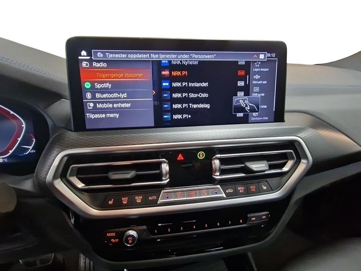 BMW iX3
