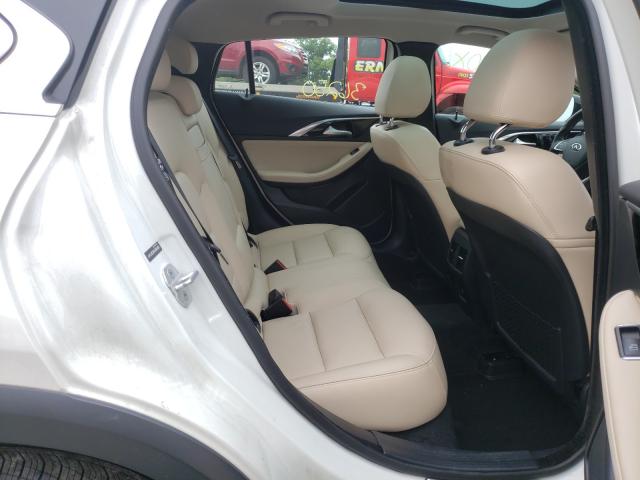 Infiniti QX30 Pure 2018