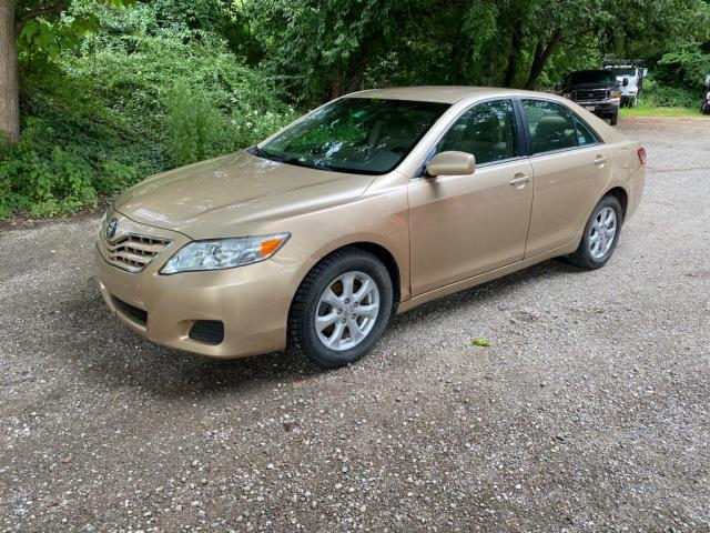 Toyota Camry Base 2011