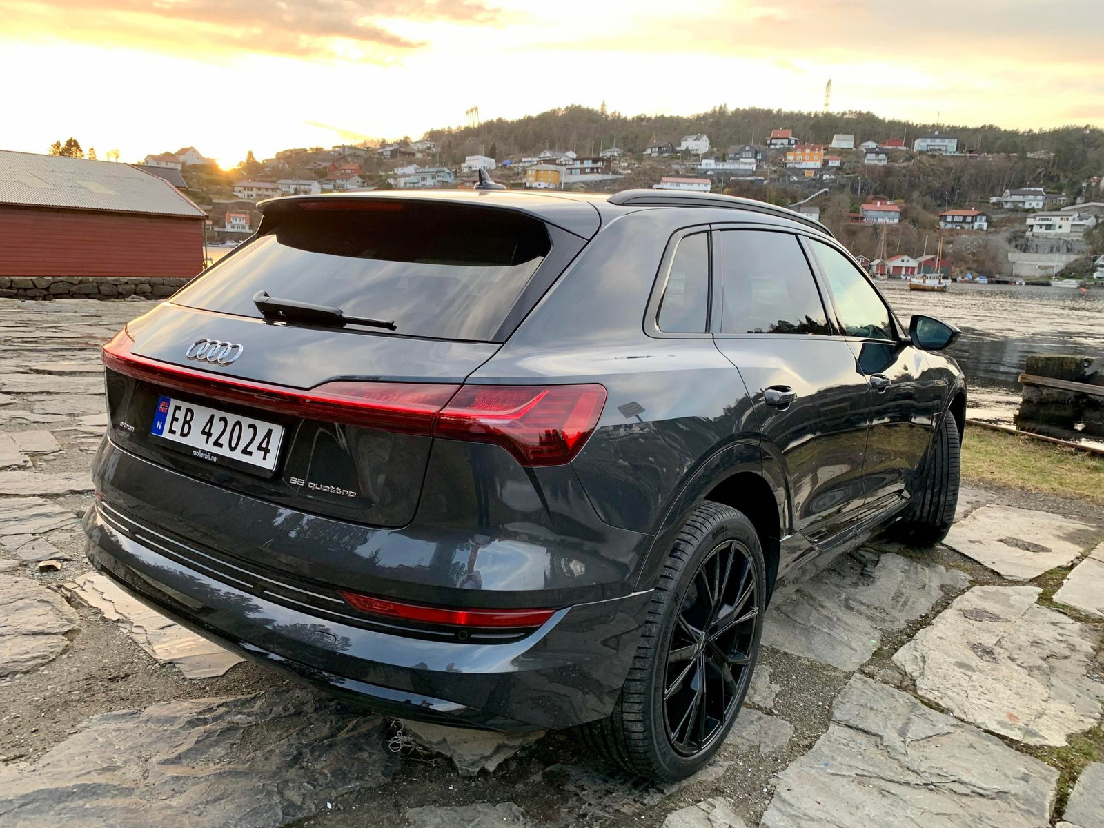 Audi e-tron