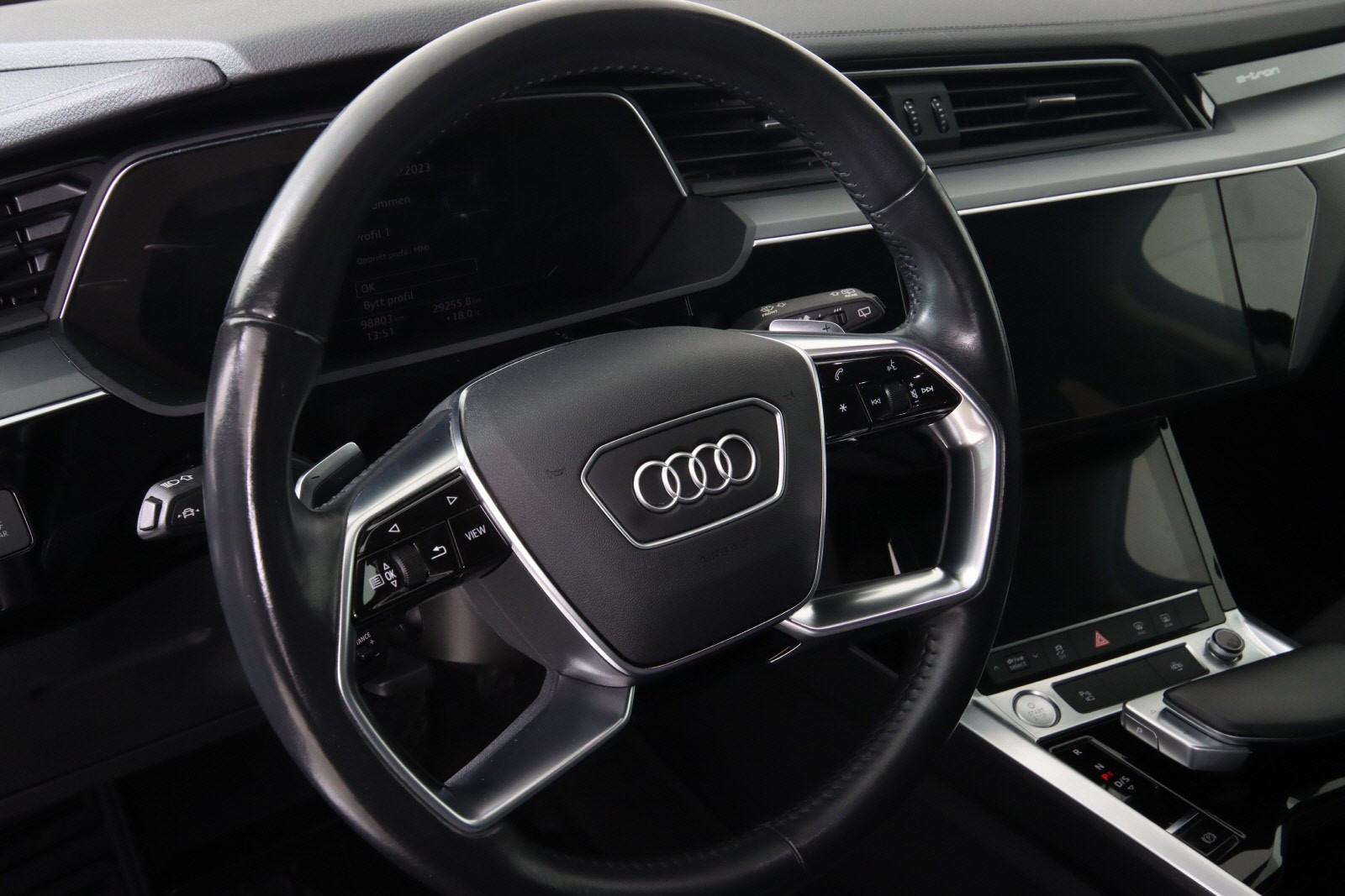 Audi e-tron