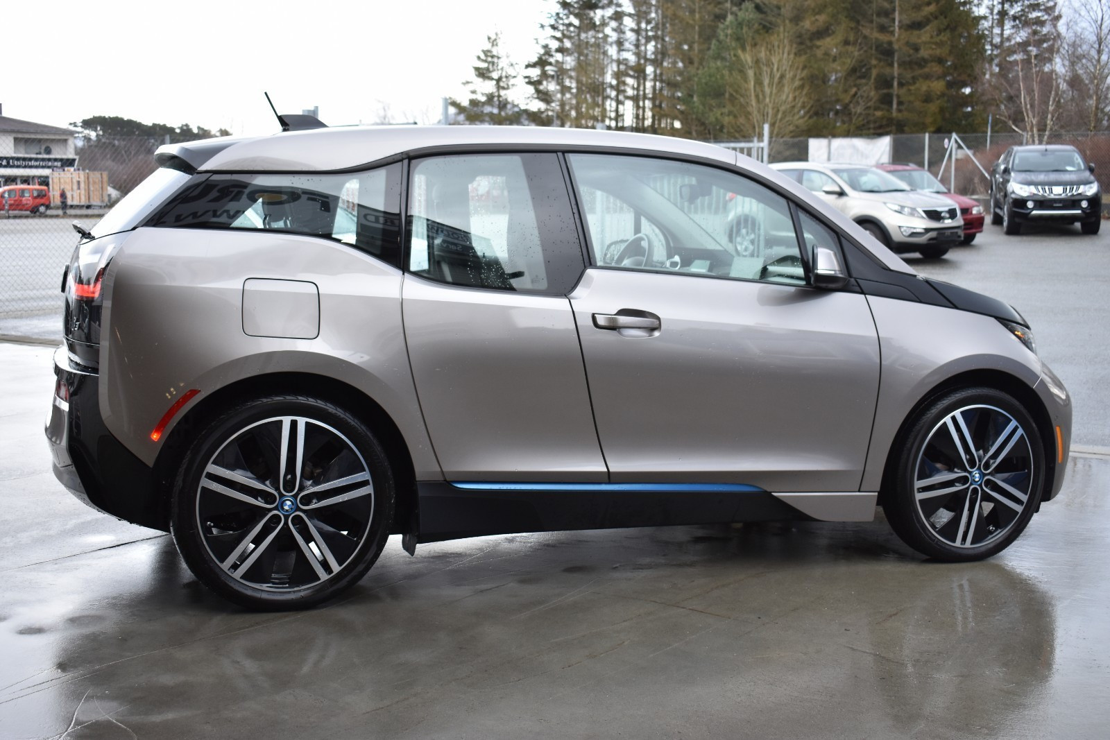 BMW i3