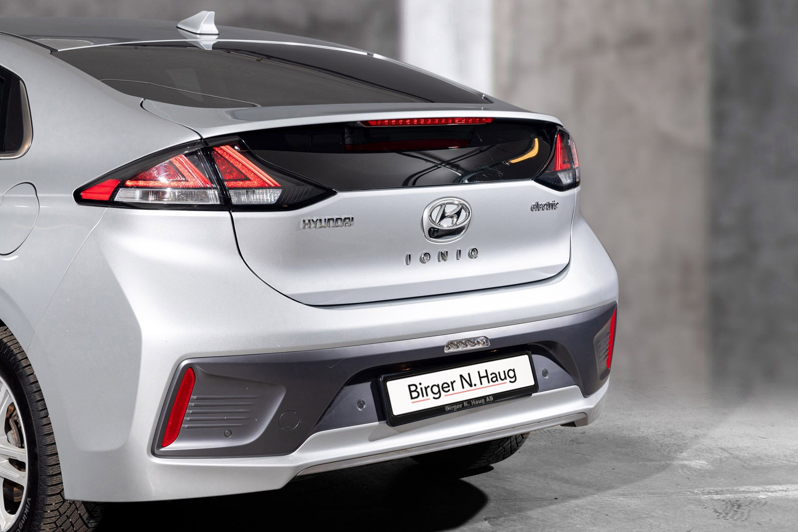 Hyundai IONIQ