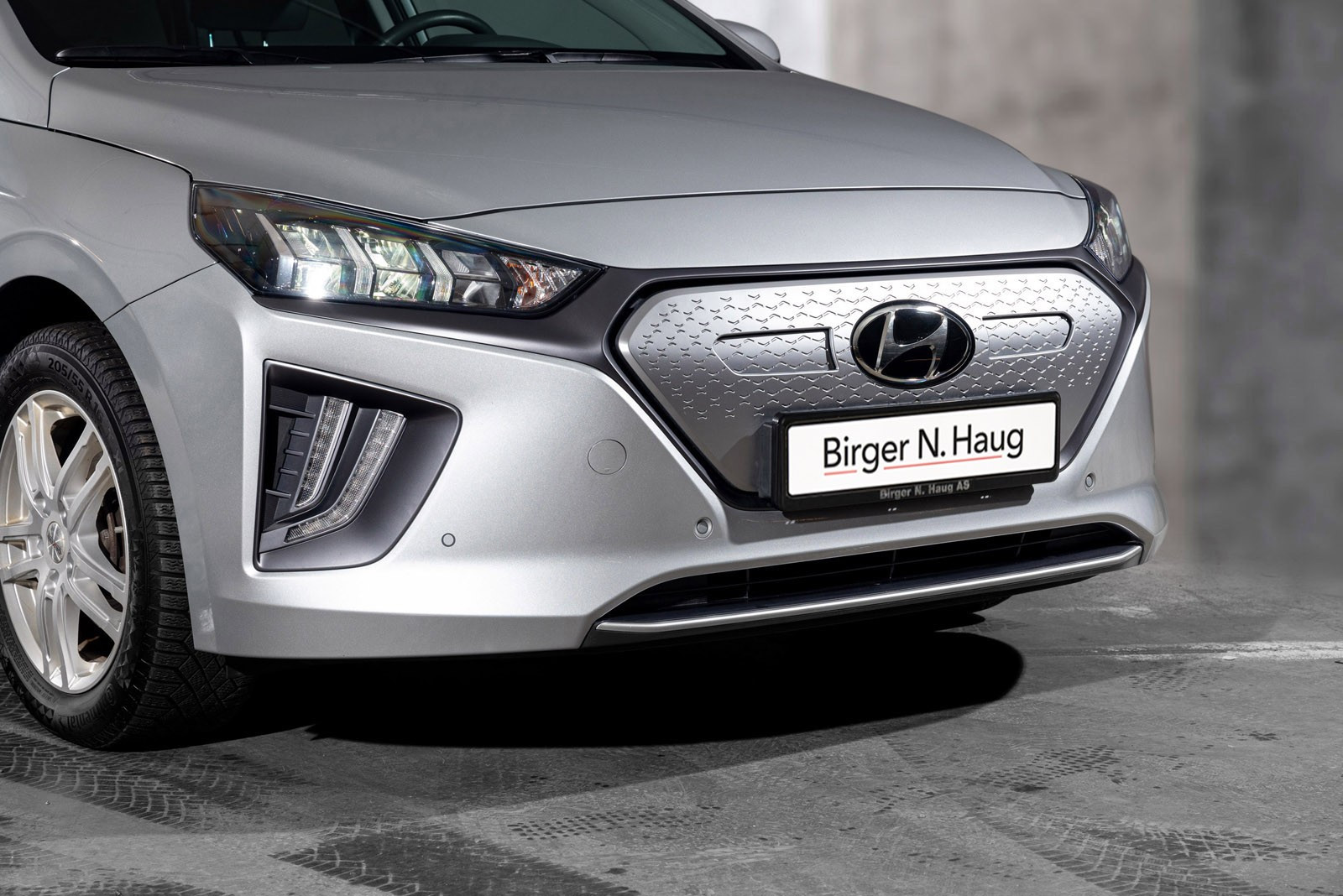Hyundai IONIQ