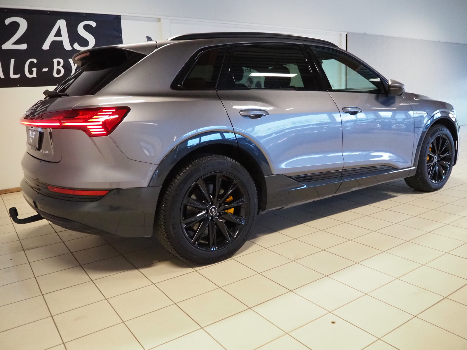 Audi e-tron