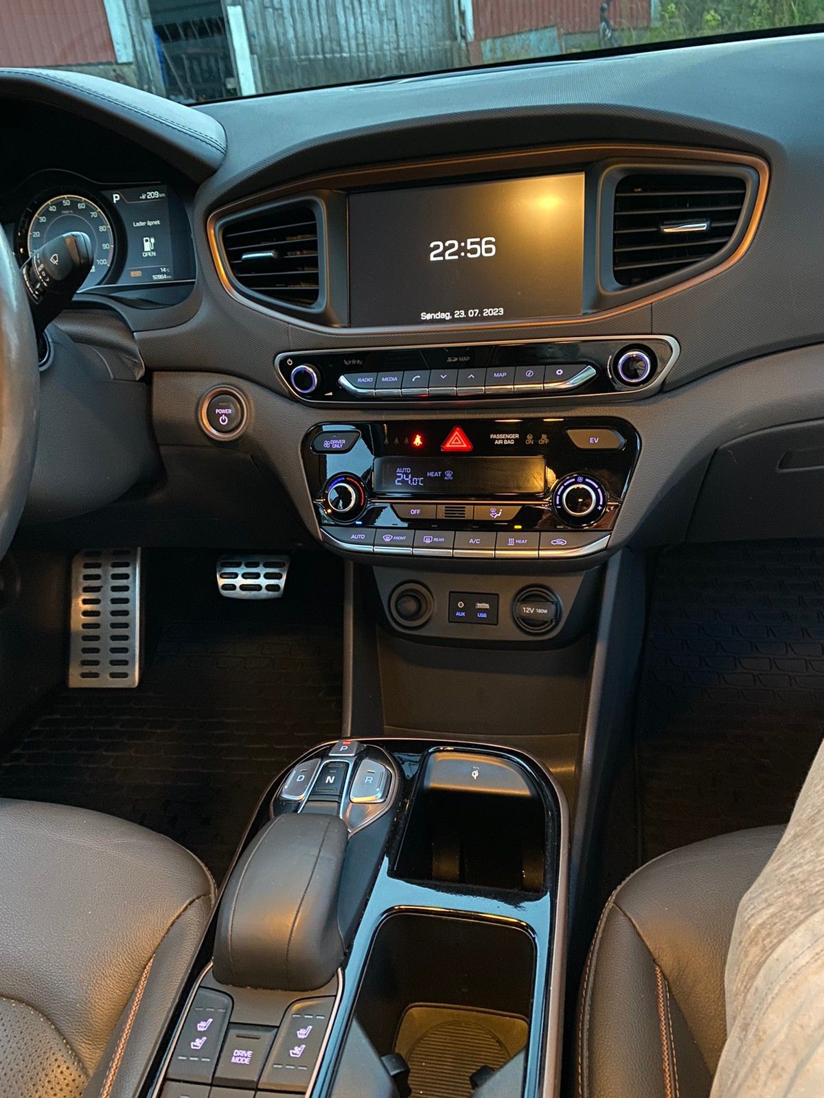 Hyundai IONIQ
