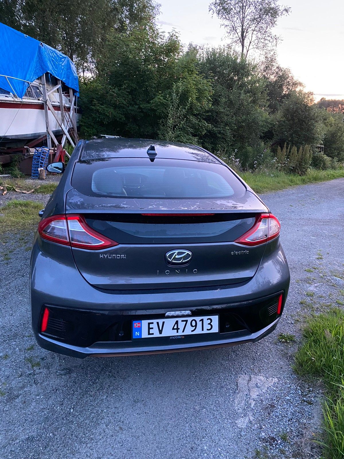 Hyundai IONIQ