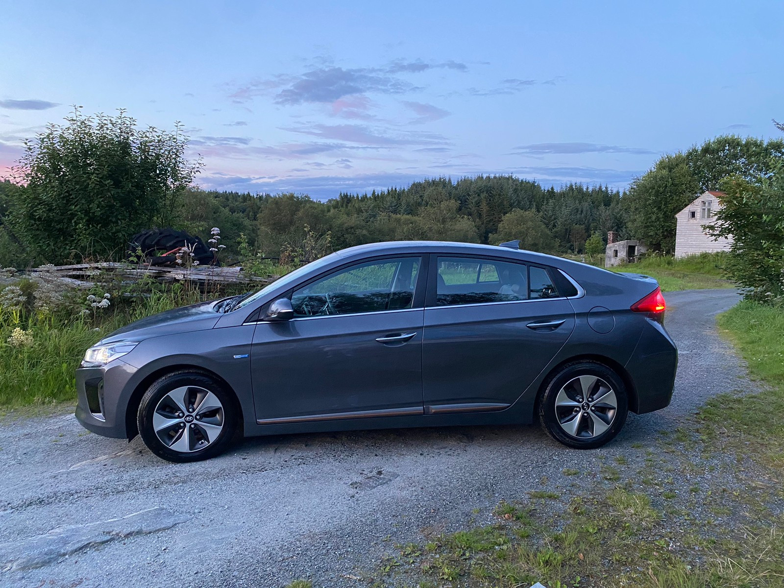 Hyundai IONIQ