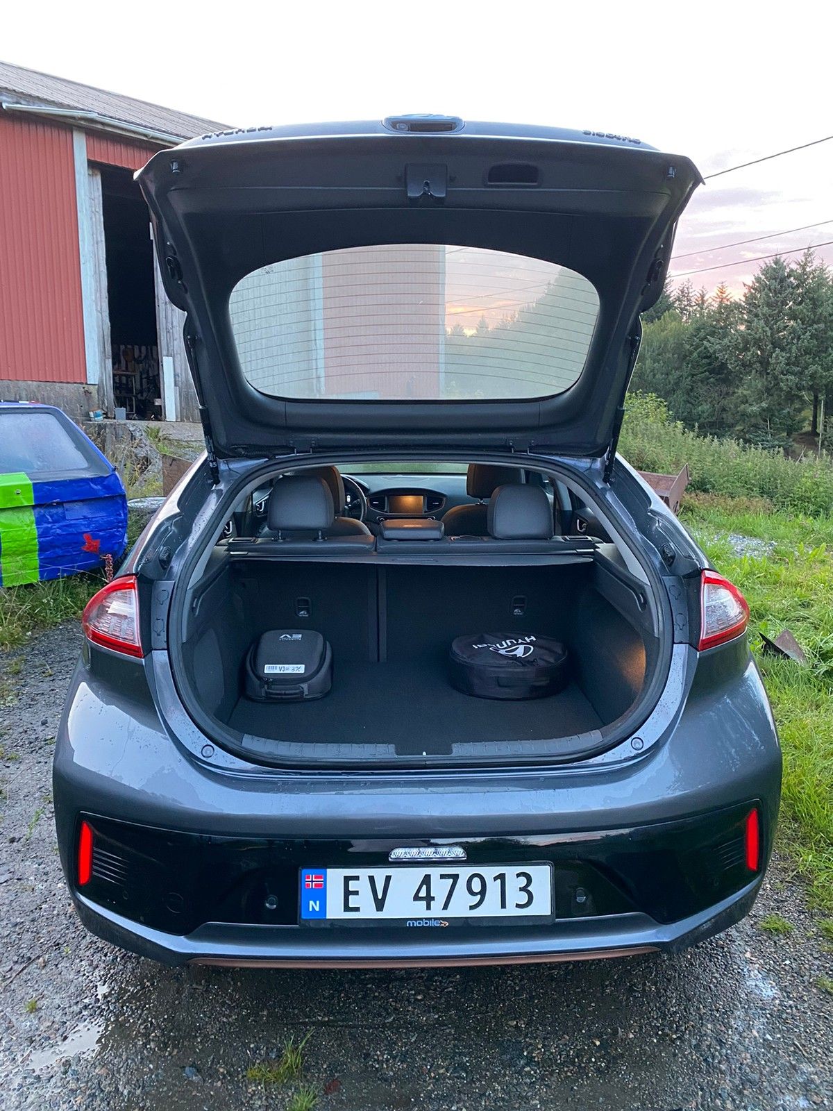 Hyundai IONIQ