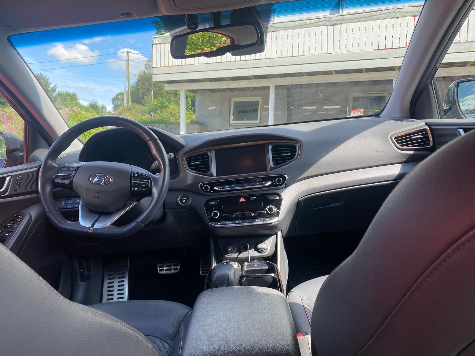 Hyundai IONIQ