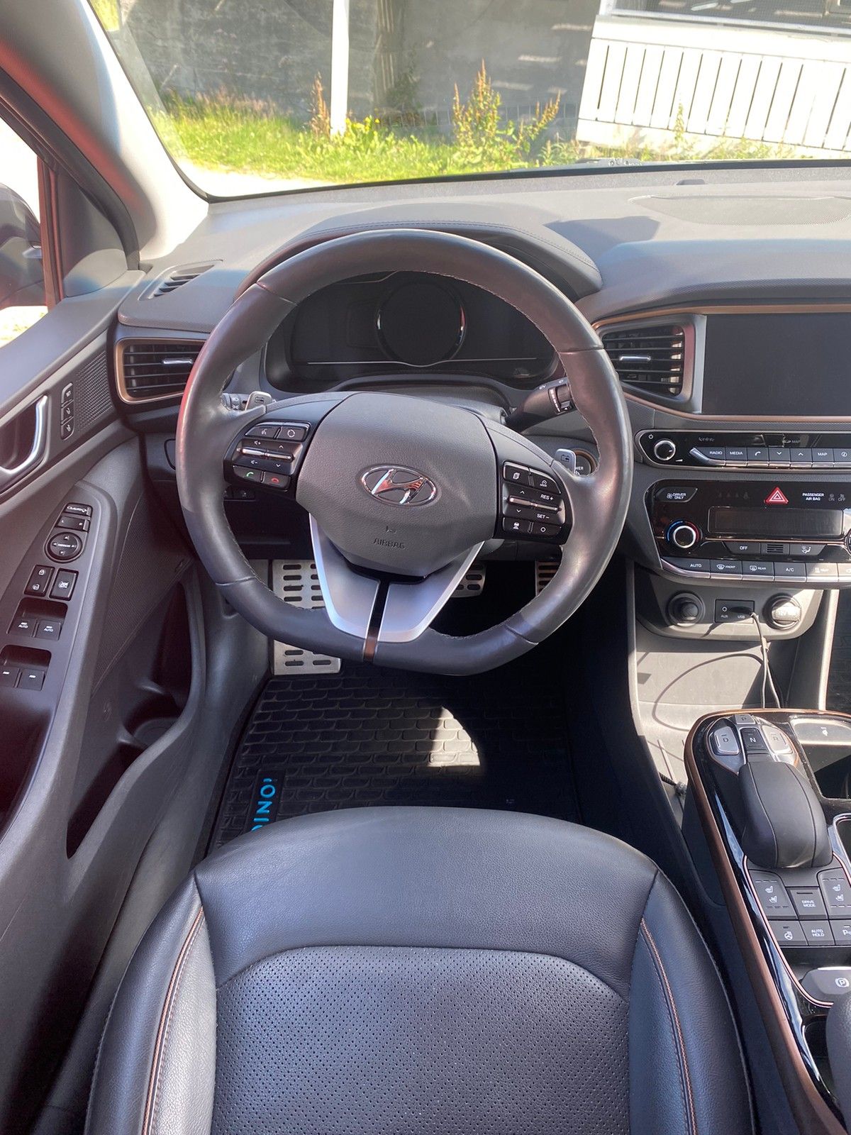 Hyundai IONIQ