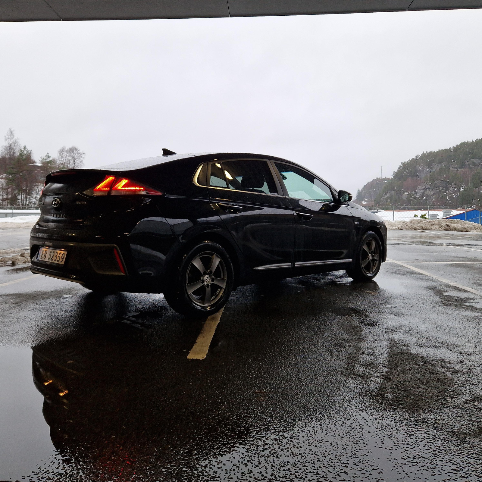 Hyundai IONIQ