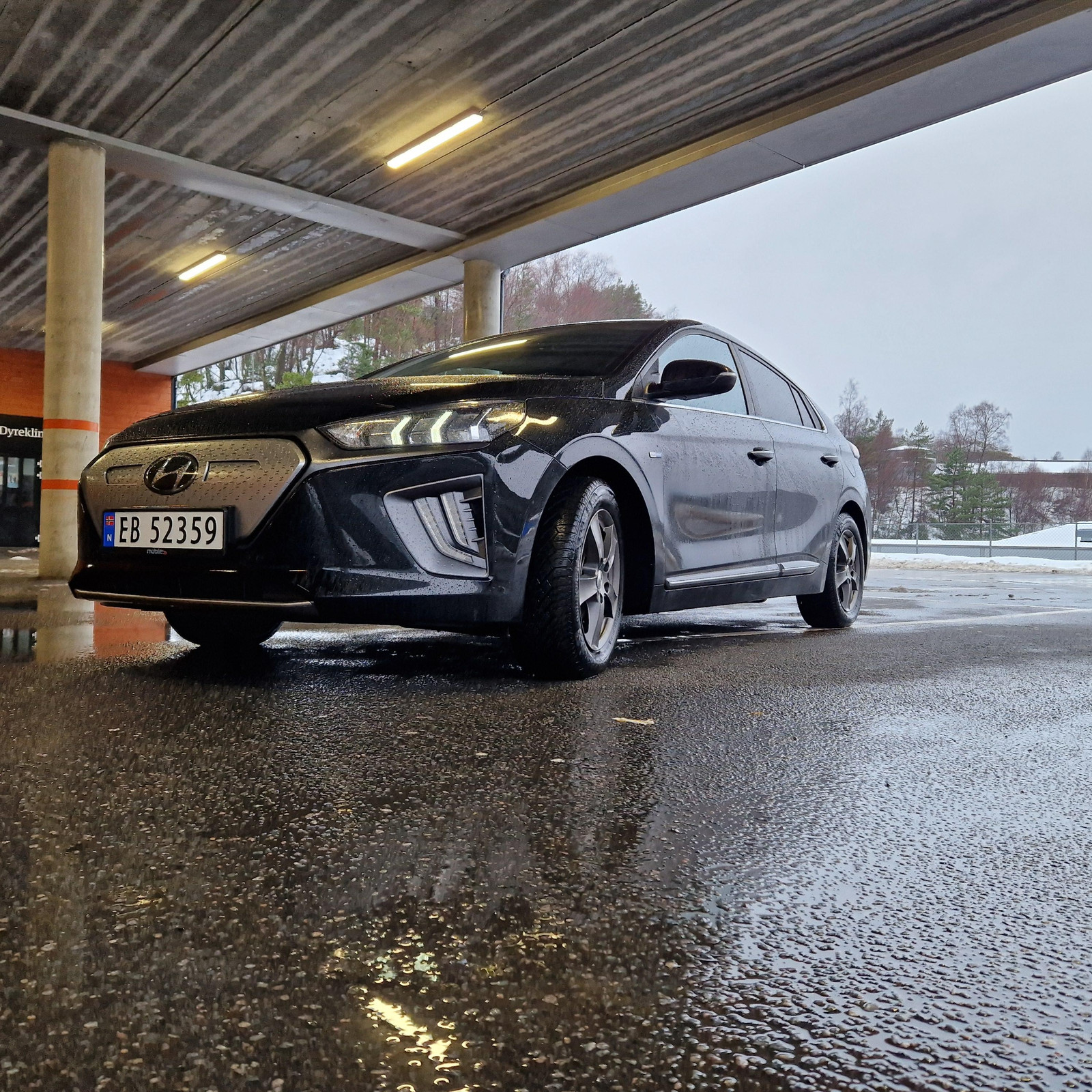 Hyundai IONIQ