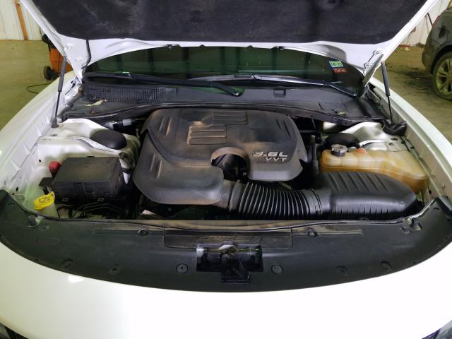 Dodge Charger SE 2015